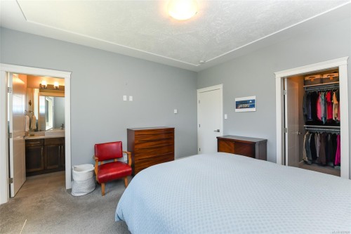 #1-2030 Wallace Ave, Comox, BC 