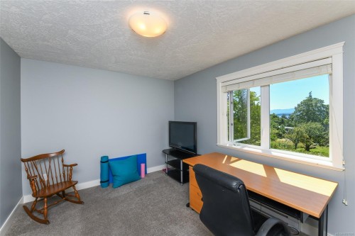 #1-2030 Wallace Ave, Comox, BC 