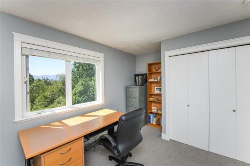 #1-2030 Wallace Ave, Comox, BC 
