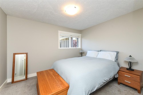 #1-2030 Wallace Ave, Comox, BC 