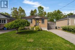 20 NEWTON STREET Barrie, ON L4M 3N3