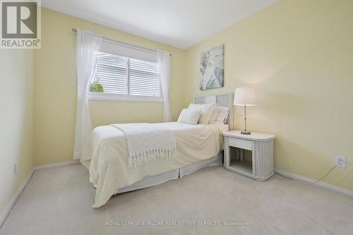 3521 Regal Road, Burlington, ON - Indoor Photo Showing Bedroom