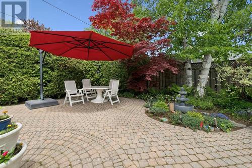 3521 Regal Road, Burlington, ON - Outdoor