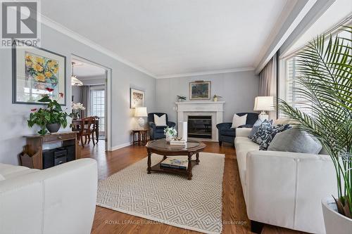 3521 Regal Road, Burlington, ON - Indoor Photo Showing Living Room With Fireplace