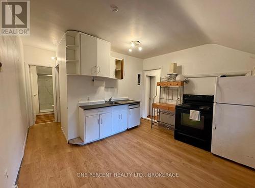 3 - 382 EARL STREET , Kingston (Central City East), Ontario K7L 2J5 2
