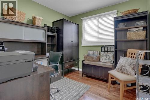 23 Hind Street, Regina, SK - Indoor