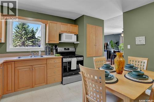 23 Hind Street, Regina, SK - Indoor