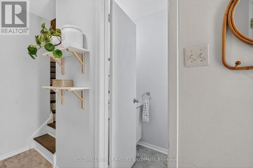 17 Pixley Private, Ottawa, ON - Indoor Photo Showing Other Room