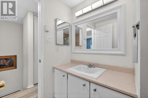 17 Pixley Private, Ottawa, ON - Indoor Photo Showing Other Room