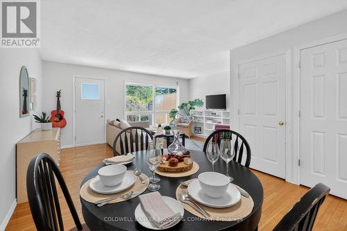 17 Pixley Private, Ottawa, ON - Indoor Photo Showing Dining Room