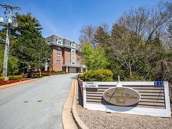406 211 Hammonds Plains Road  Bedford, NS B4A 4L4