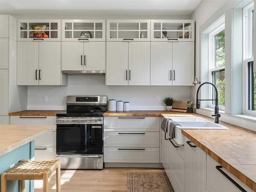 25 Cortland Crescent, Kentville, NS 