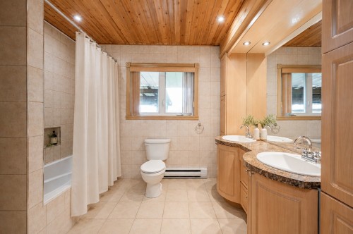 Bathroom - 115 Route 219 S., Hemmingford - Canton, QC - Indoor Photo Showing Bathroom