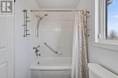 79 Dossetter Way, Ottawa, ON - Indoor Photo Showing Bathroom