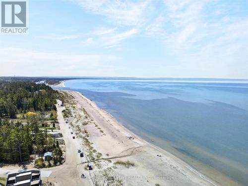 209 - 764 River Road E, Wasaga Beach, ON - Outdoor With Body Of Water With View
