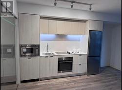 723 - 1 JARVIS STREET Hamilton, ON L8R 3J2