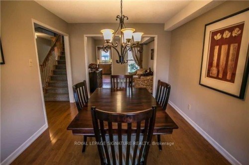 6517 Warbler Lane, Mississauga, ON - Indoor Photo Showing Dining Room