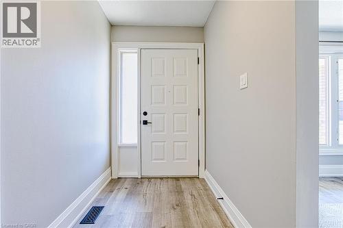 4 Colgate Court, Hamilton, ON - Indoor Photo Showing Other Room