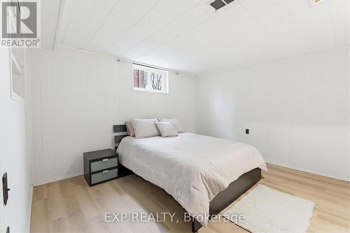 51 Bromley Road, Hamilton, ON - Indoor Photo Showing Bedroom