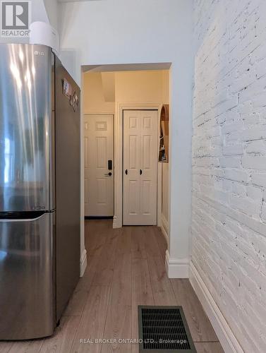 158 Hunter Street E, Hamilton, ON - Indoor Photo Showing Other Room