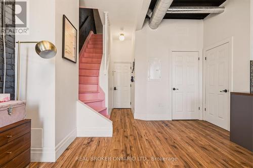 158 Hunter Street E, Hamilton, ON - Indoor Photo Showing Other Room
