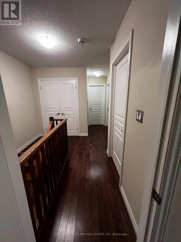 96 Charleswood Crescent, Hamilton, ON - Indoor Photo Showing Other Room