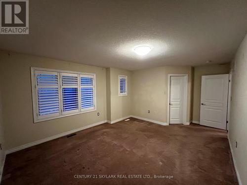 96 Charleswood Crescent, Hamilton, ON - Indoor Photo Showing Other Room