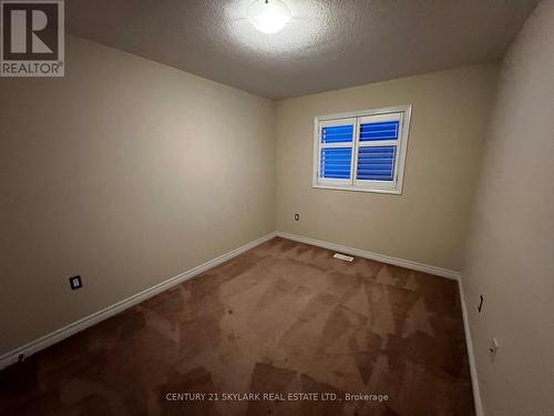 96 Charleswood Crescent, Hamilton, ON - Indoor Photo Showing Other Room