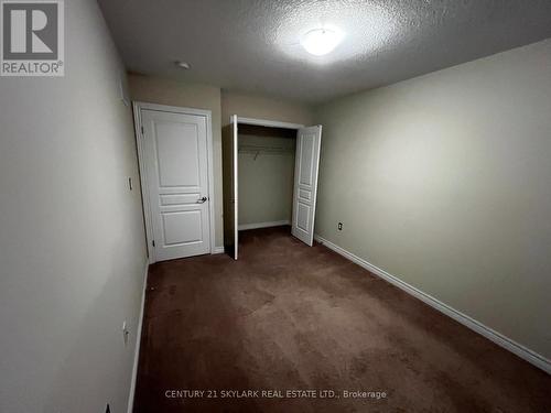 96 Charleswood Crescent, Hamilton, ON - Indoor Photo Showing Other Room