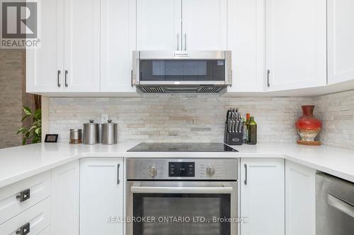 486 Code Drive, Montague, ON - Indoor Photo Showing Kitchen With Upgraded Kitchen