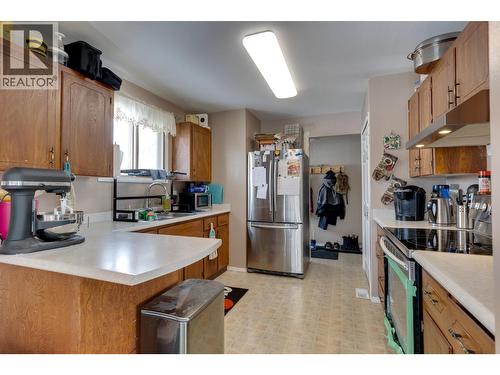 1930 E Bittner Road, Prince George, BC - Indoor Photo Showing Kitchen