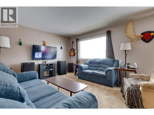 1930 E Bittner Road, Prince George, BC - Indoor Photo Showing Living Room