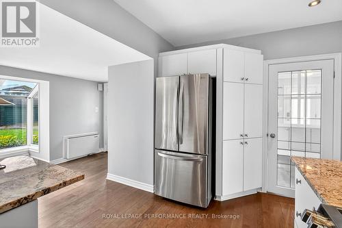 1981 Alta Vista Drive, Ottawa, ON - Indoor Photo Showing Kitchen