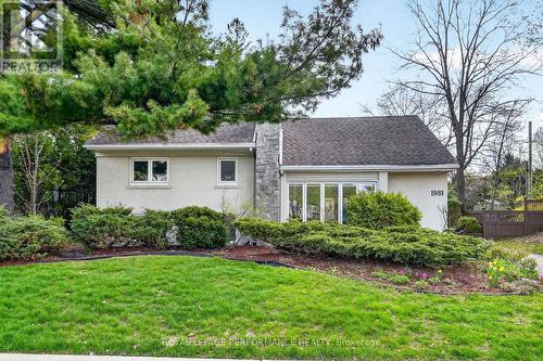 1981 Alta Vista Drive, Ottawa, ON - Outdoor
