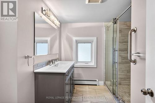1981 Alta Vista Drive, Ottawa, ON - Indoor Photo Showing Bathroom