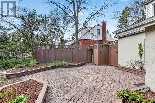 1981 Alta Vista Drive, Ottawa, ON - Outdoor