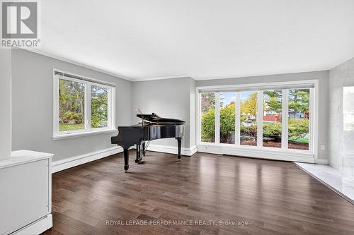 1981 Alta Vista Drive, Ottawa, ON - Indoor