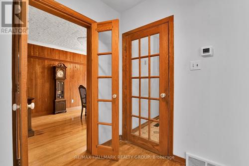 Hallway - 1230 Major Street, Ottawa, ON - Indoor Photo Showing Other Room