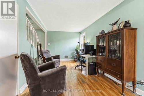 1272 Livingstone Avenue, Ottawa, ON - Indoor
