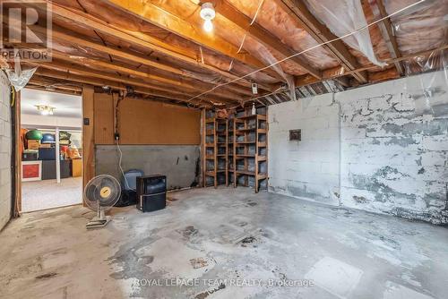 1272 Livingstone Avenue, Ottawa, ON - Indoor Photo Showing Garage