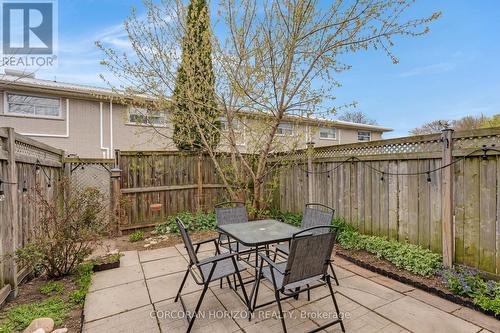 23 Glen Road, Cambridge, ON - Outdoor
