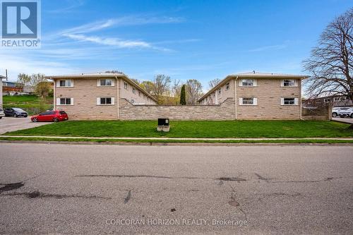 23 Glen Road, Cambridge, ON - Outdoor