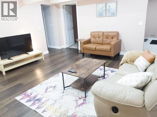 4694 Helsinki Unit# Lower, Windsor, ON - Indoor Photo Showing Living Room