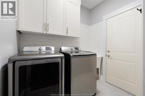 1808 Cypress, Windsor, ON - Indoor Photo Showing Laundry Room