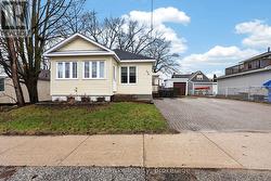 374 DOMINION AVENUE Midland, ON L4R 1N9