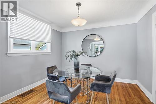 115 Empress Avenue, Hamilton, ON - Indoor Photo Showing Dining Room