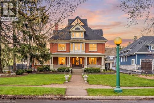 18 Brant Road N, Cambridge, ON - Outdoor With Deck Patio Veranda With Facade