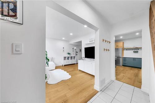 501 Ferguson Avenue N, Hamilton, ON - Indoor Photo Showing Other Room