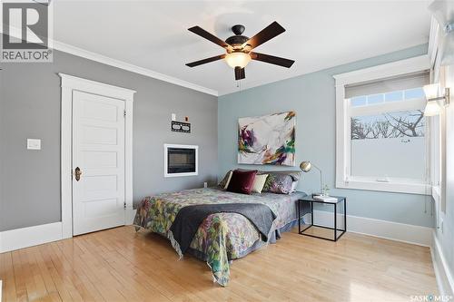 702 Queen Street, Saskatoon, SK - Indoor Photo Showing Bedroom