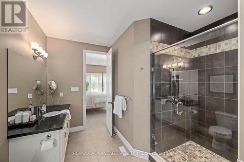 28 - 2615 Colonel Talbot Road, London South (South K), ON - Indoor Photo Showing Bathroom